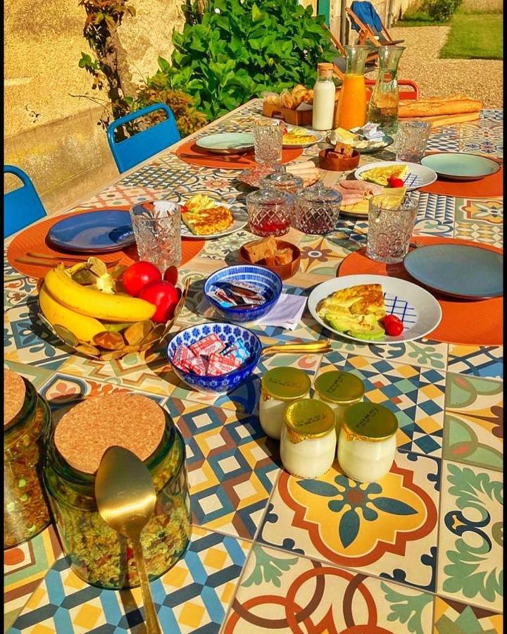 Les Maisons Du Bonheur Bed & Breakfast Château-Garnier Dış mekan fotoğraf